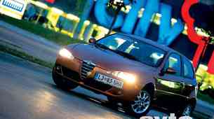 Alfa Romeo Alfa 147 1.6 TS (105)