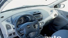 Nissan Almera Tino 2.0 CVT