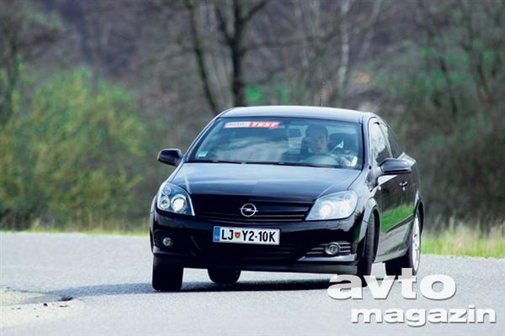 Opel Astra GTC 2.0 Turbo Sport