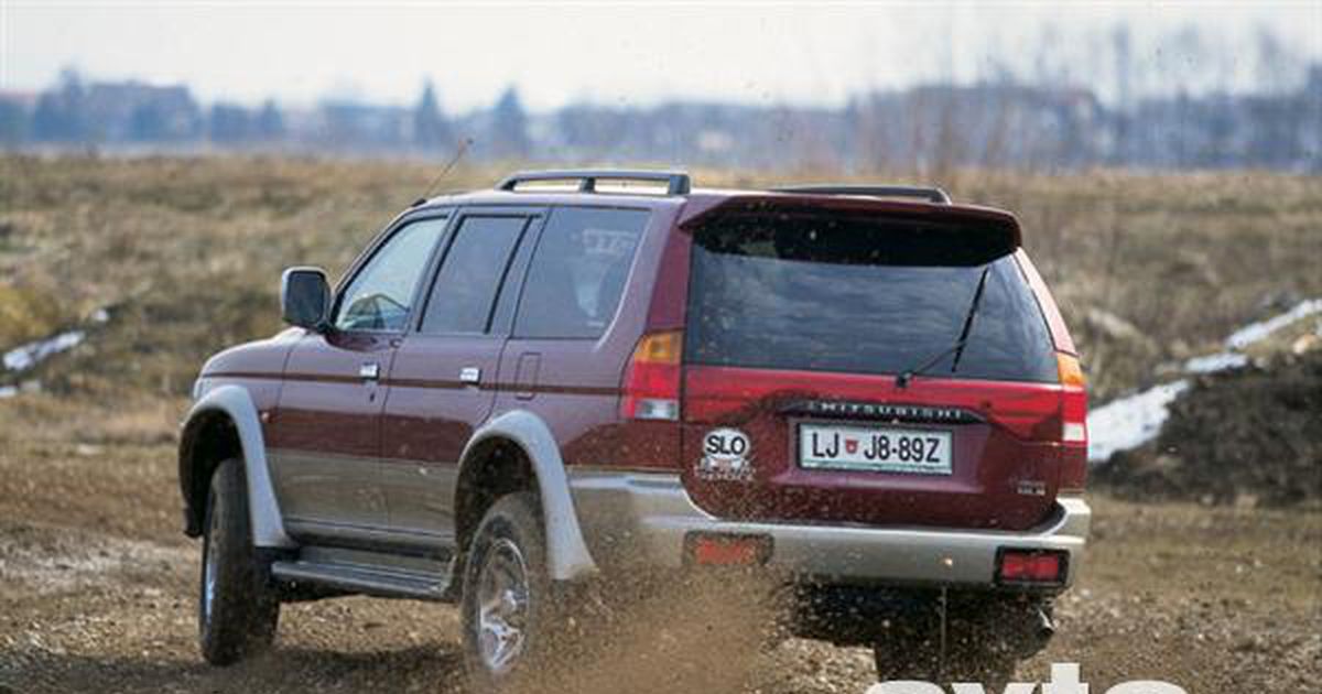 Mitsubishi pajero sport 3