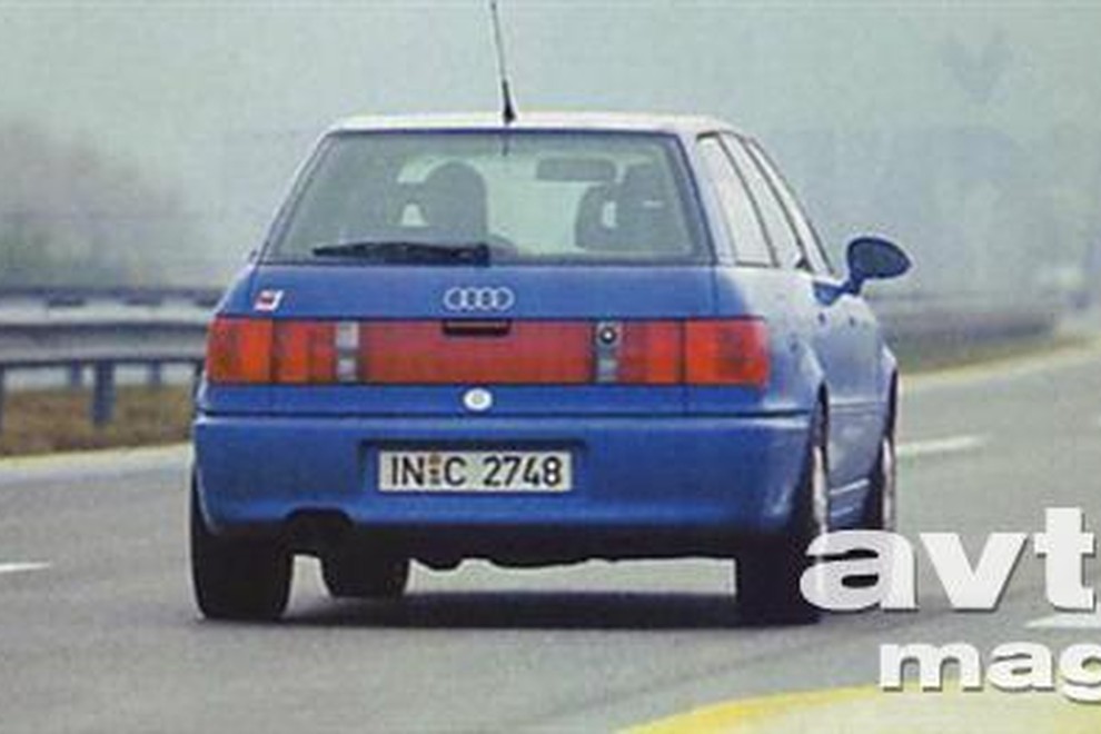 Audi Avant RS2