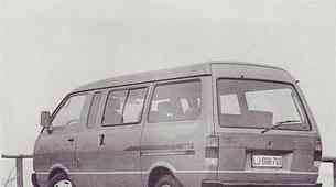 Nissan Vanette Bus D