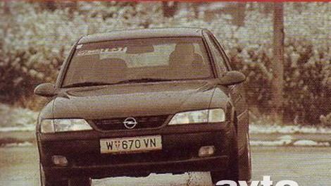 Opel Vectra V6 CDX
