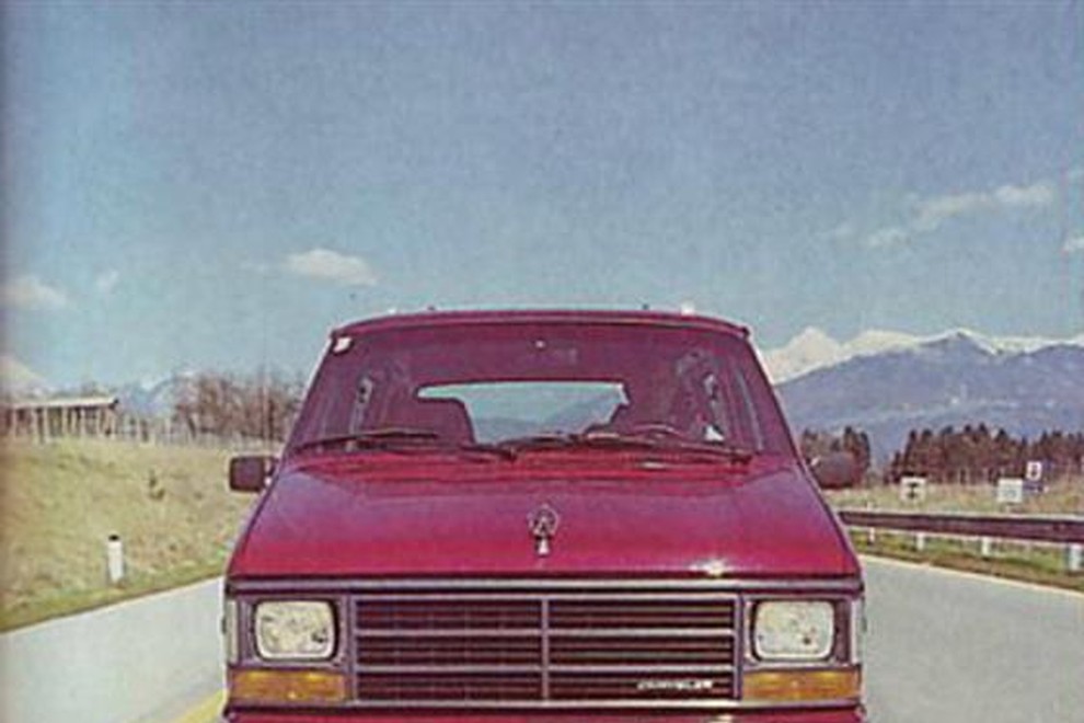 Chrysler Voyager V6