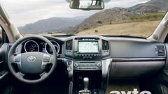 Toyota Land Cruiser V8