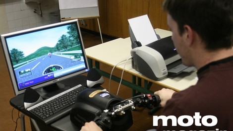 Video: Policijski simulator Honda