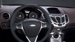 Ford Fiesta hoče prevoziti svet