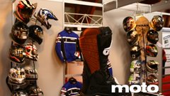 TC Motoshop: škorenjci za mlade motokrosiste.