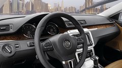 Je VW Passat CC brez prave konkurence?