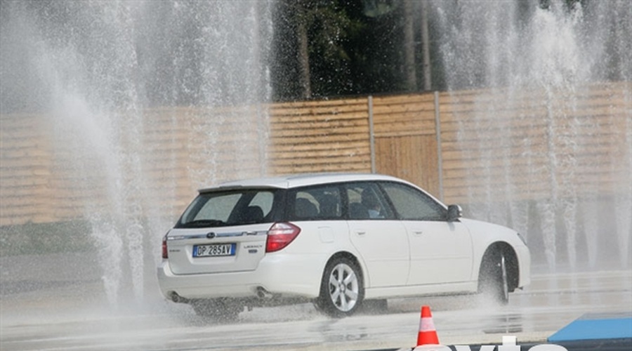 Subaru na AMZS poligonu Vransko (foto: Vinko Kernc)