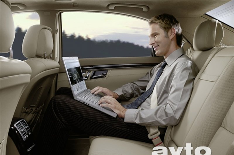 Internet, med vožnjo (foto: Mercedes-Benz)