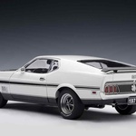 Ford Mustang Mach 1 (foto: Autoartmodels)