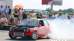 Najatraktivnejše vožnje je prikazal srbski tekmovalec v skoraj 400 'konjskem' BMW-ju E30, a je bil za preboj med najboljše premalo natančen.