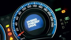 Kratek test: Toyota Auris HSD 1.8 THS Sol