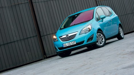 Kratek test: Opel Meriva 1.7 CDTI (74 in 96 kW) Cosmo