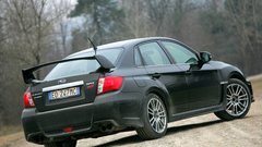 Video: Okrog Ljubljane s štirivratno Subaru Imprezo STI