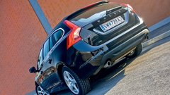 Kratek test: Volvo V60 D5 Summum