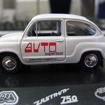 Podarjamo miniaturo Zastava 750 Avto magazin supertest! (foto: Matevž Hribar)