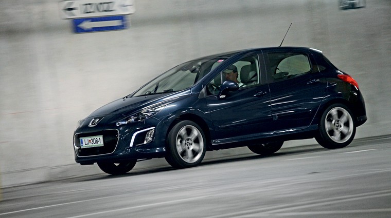 Kratek test: Peugeot 308 (foto: Saša Kapetanovič)
