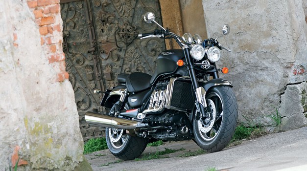 Vozili smo: Triumph Rocket Roadster III (foto: Matevž Hribar)