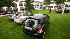 Kernc in Porekar izbirata evropski avto leta (video)