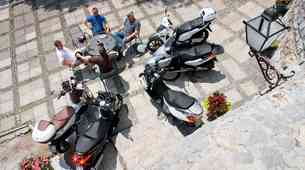Test: Aprilia Atlantic, Honda SH, Piaggio Beverly in X7 Evo, Yamaha X-Max