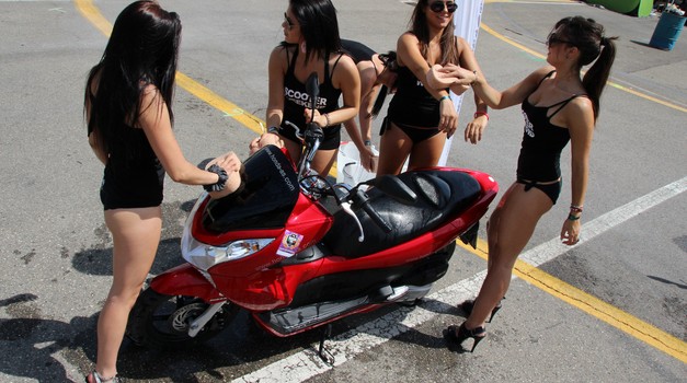 PCX je vrhunski skuter(ček) (foto: Matevž Hribar)