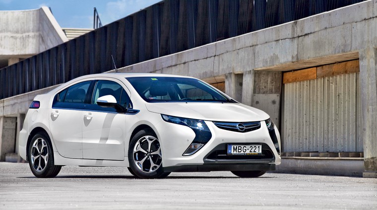 Test: Opel Ampera E-Pioneer Edition (foto: Aleš Pavletič)