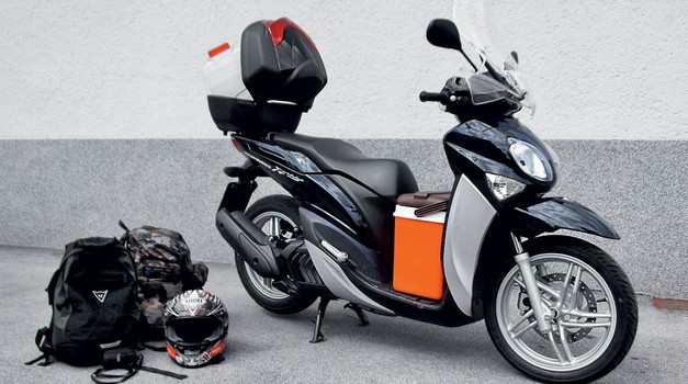 Test: Yamaha Xenter 150 - uporabnost na prvem mestu (foto: Matevž Hribar)