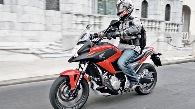 Honda NC700X: poštena mera (foto: Aleš Pavletič)