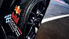 Renault Megane Coupe R.S. 2.0 T 165 Red Bull Racing RB7