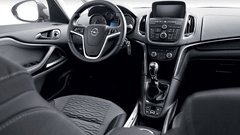 Kratki test: Opel Zafira Tourer 2.0 CDTI (121 kW) Cosmo