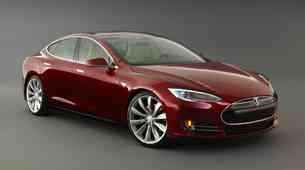 Tesla tudi z manjšim modelom
