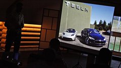 Predstavitev Tesle in vizionarja Elona Muska (ki je kot vlagatelj in inovator hkrati prisoten še v solarni in vesoljski tehnologiji).