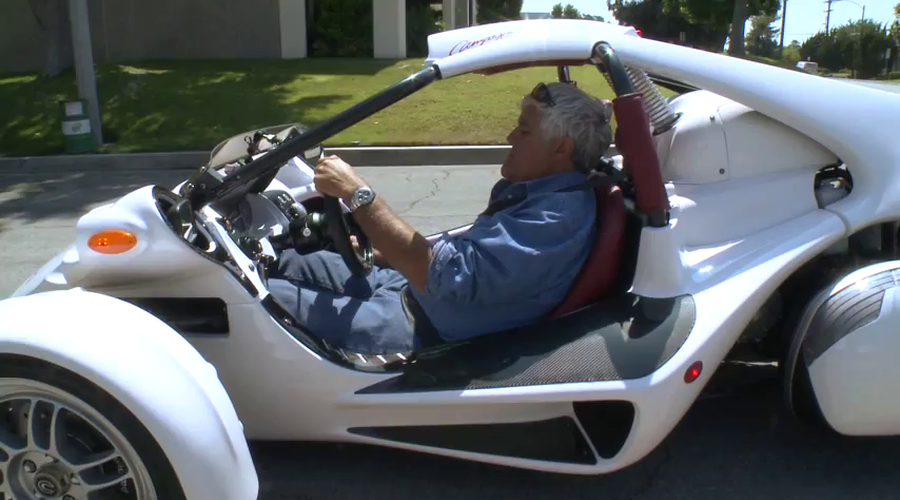 Jay Leno v novi cestni igrači (foto: Jay Leno's Garage @ YouTube)