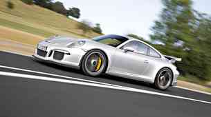 VIDEO: Porsche 911 GT3