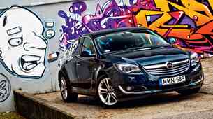 Kratki test: Opel Insignia 2.0 CDTI (103 kW) Cosmo (5 vrat)