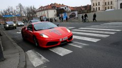 Vrhunski avtomobili v Ljubljani so navdušili