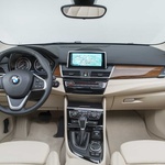 BMW s pogonom spredaj: Active Tourer (foto: BMW)