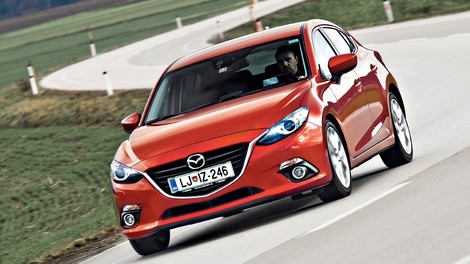 Podaljšani test: Mazda3 G120 Revolution