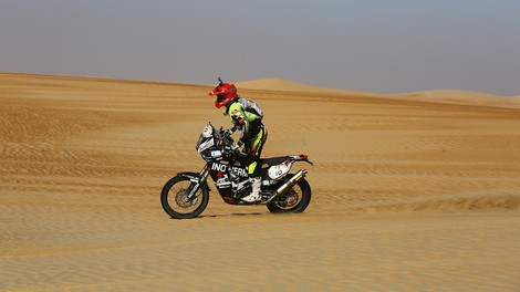 Abu Dhabi puščavski izziv: Stanovnik že šesti!