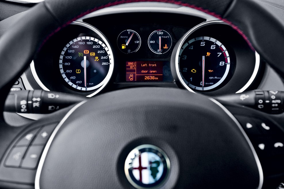 Alfa Romeo pripravlja novo Giulietto. Ta prihaja z veselo novico za večino kupcev (foto: Saša Kapetanovič)