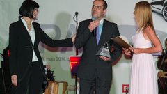 Gregor Mauko se je razveselil nagrade za Prius Plug-In