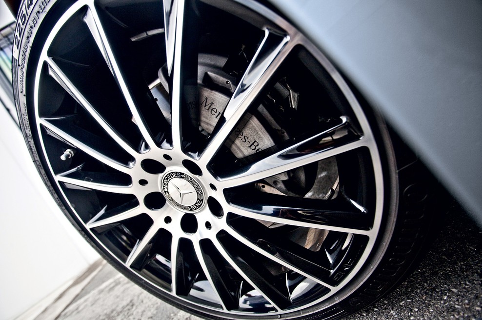 Mercedesa je odpeljala na pooblaščeni servis, ko pa je v aplikaciji videla kje se nahaja njen avto, ni mogla verjeti svojim očem (foto: Saša Kapetanovič)