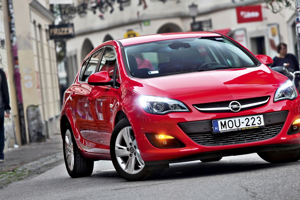 Kratki test: Opel Astra 1.6 CDTi (100 kW) Active