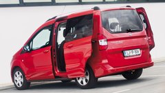 Kratki test: Ford Tourneo Courier 1.0 Ecoboost (74 kW) Titanium