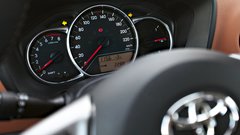 Kratki test: Toyota Yaris 1.33 VVT-i Lounge (5 vrat)