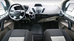 Kratki test: Ford Tourneo Custom L2 H1 2.2 TDCi (114 kW) Limited