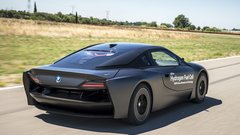 BMW serije 5 Gran Turismo in i8 poskusno z gorivnimi celicami