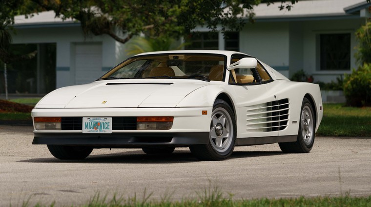 Ferrari Testarossa iz serije Miami Vice naprodaj (foto: Newspress)
